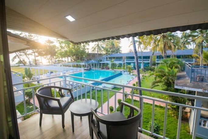 Foxoso La Beach Resort & Spa Gamle Goa Eksteriør billede