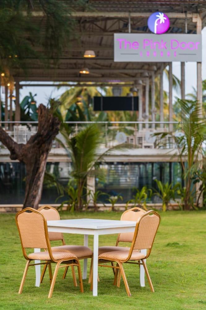 Foxoso La Beach Resort & Spa Gamle Goa Eksteriør billede